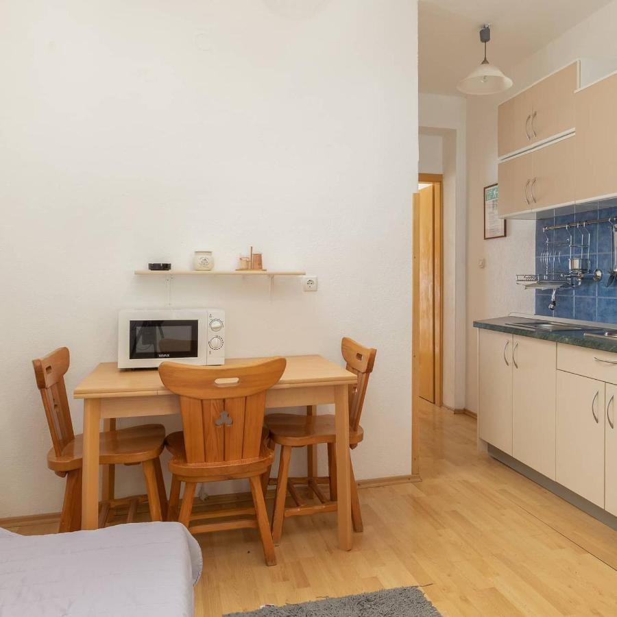 Pine&Sunshine apartments Podgora Extérieur photo